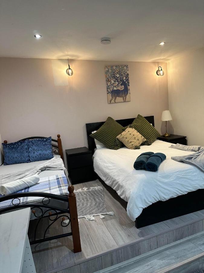 Charming Studio Apartment In London Londres Exterior foto